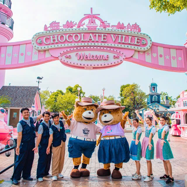 SUNTHAI - MUANG BORAN - CHOCOLATE VILLE Du Lịch Thái Lan-2