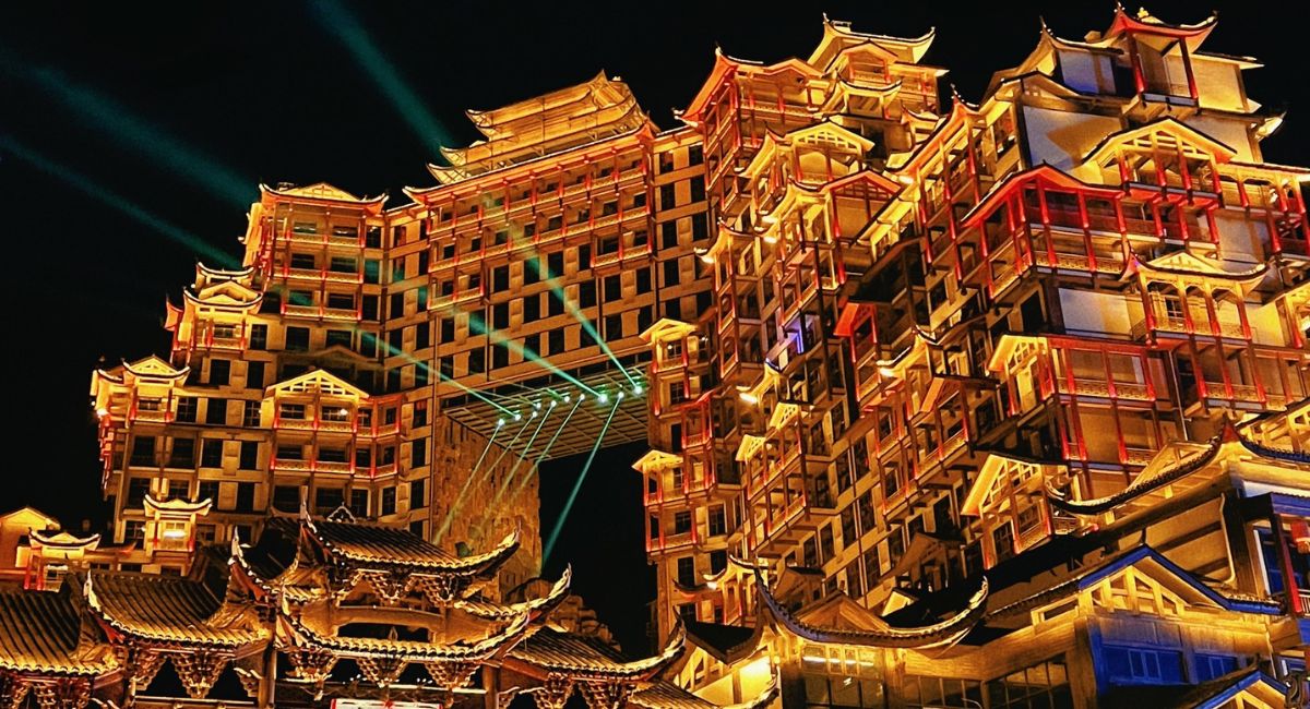 TRƯƠNG GIA GIỚI PHƯỢNG HOÀNG CỔ TRẤN - ÂN THI 6N5Đ Du Lịch Trung Quốc-1